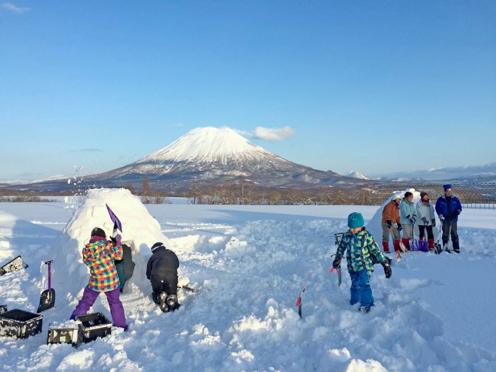 igloo building at Niseko