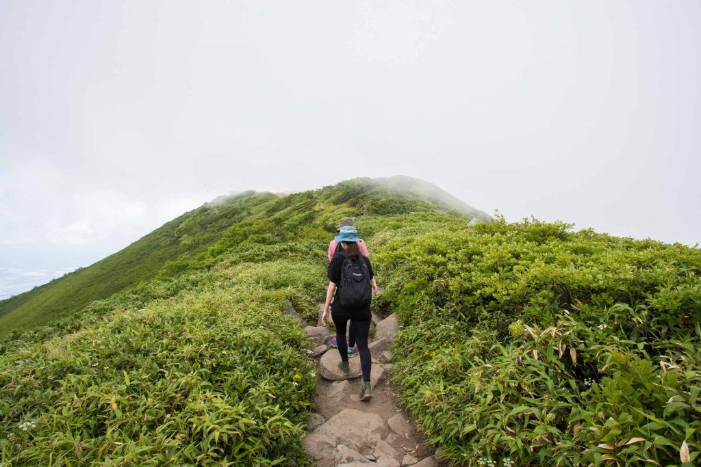 hiking niseko